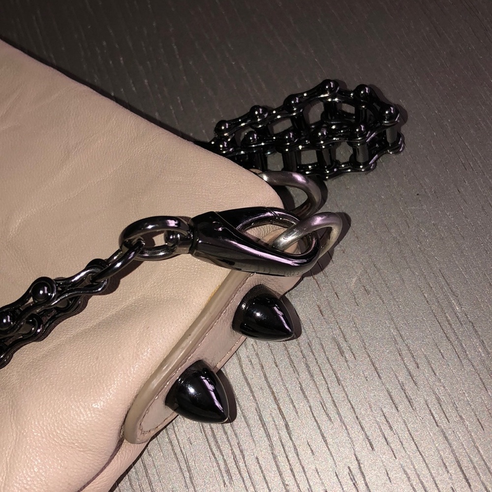 Thomas Wylde Scorpion cream bag - Picture 11 of 12